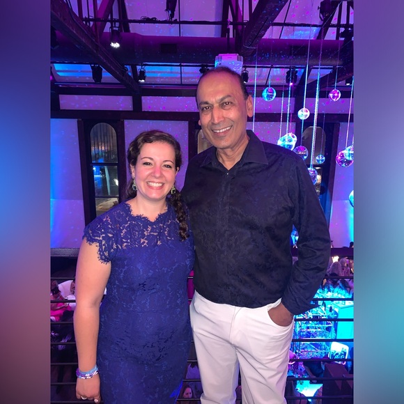 🚨@cristinashopz is Live NOW!!! 🚨 Come grab those deals!🥰 - Picture 6 of 16